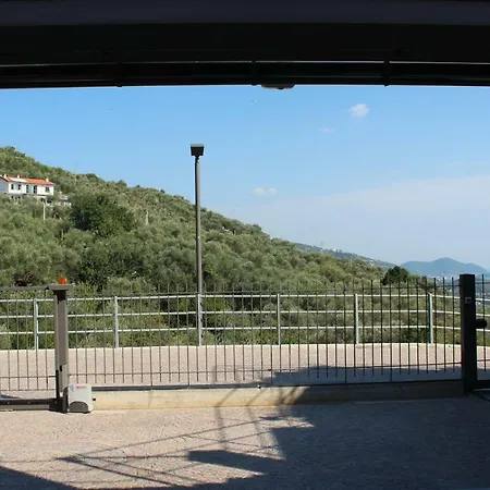 Casa Lavanda アパート キアーヴァリ